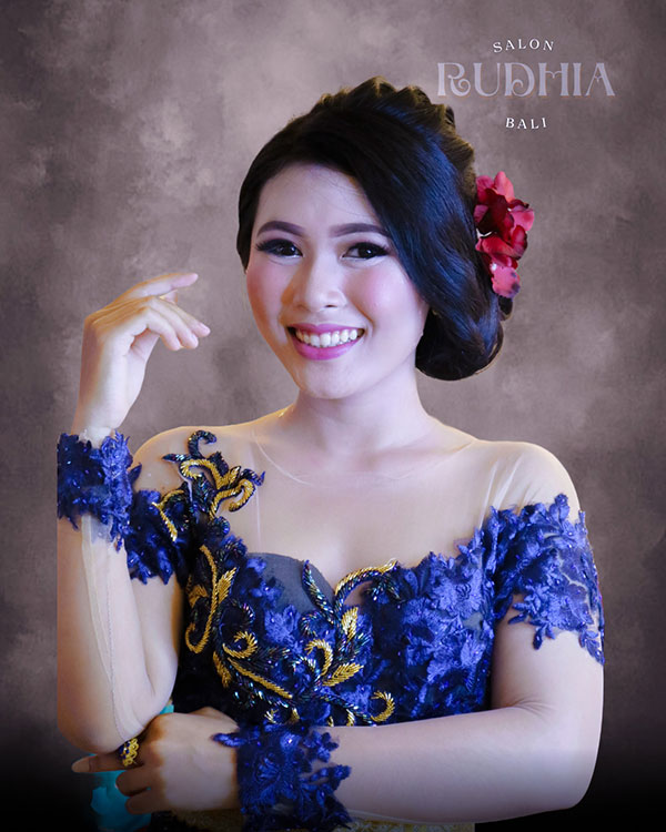 makeup wisuda bali