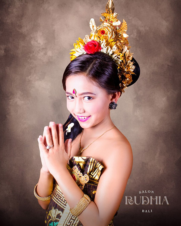 foto adat Bali