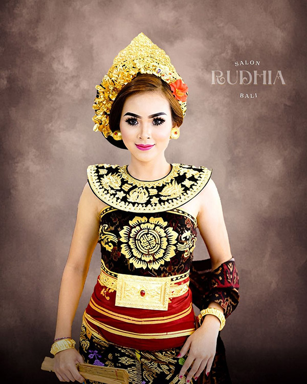 foto keluarga Bali studio
