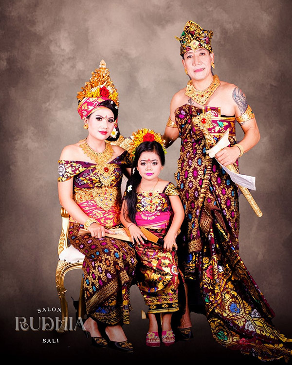 foto adat Bali