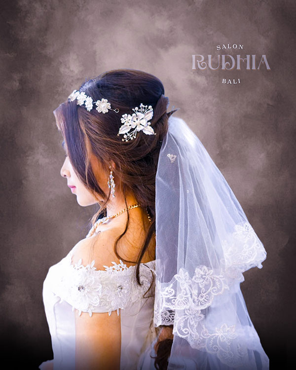 sewa gaun pengantin Bali