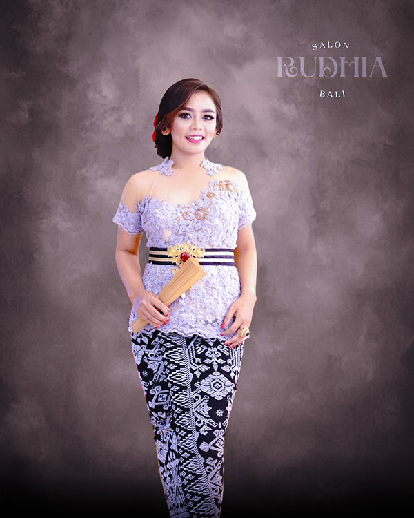 makeup wisuda Denpasar