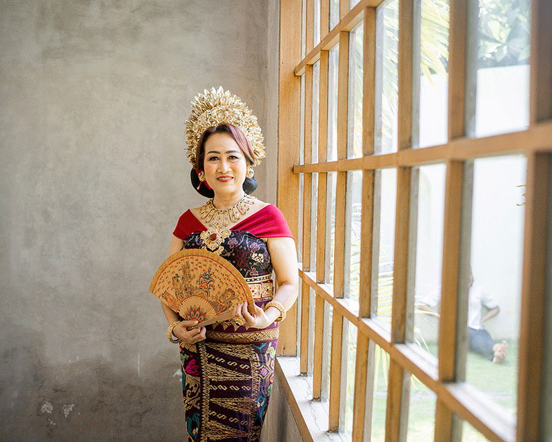 Foto Personal Adat Bali Denpasar | Studio Foto Adat Bali – Rudhia Salon