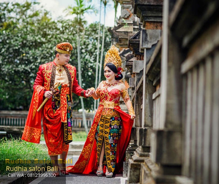 Foto Prewedding Bali – Paket Lengkap Makeup, Gaun & Fotografer