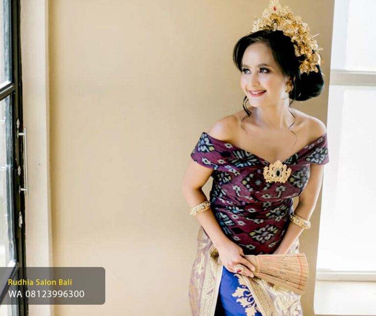 Foto Personal Adat Bali Denpasar | Studio Foto Adat Bali – Rudhia Salon