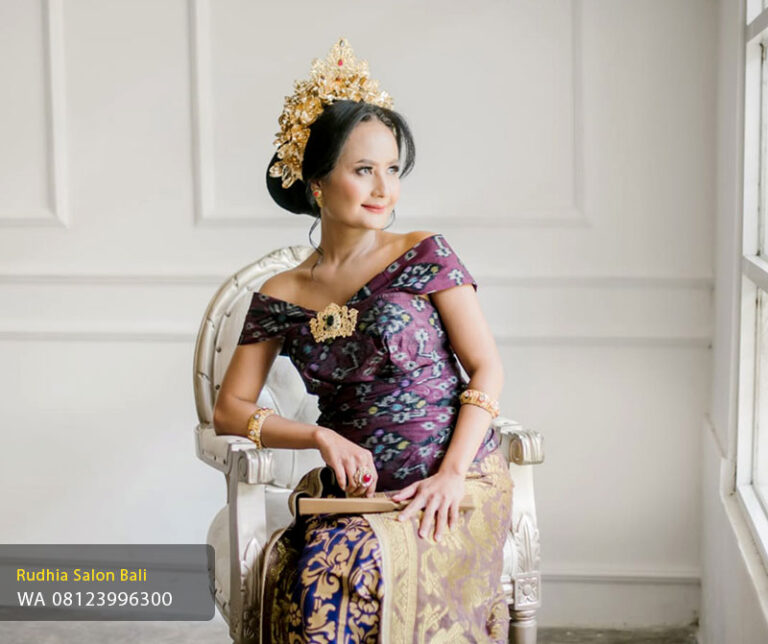 Foto Personal Adat Bali Denpasar | Studio Foto Adat Bali – Rudhia Salon