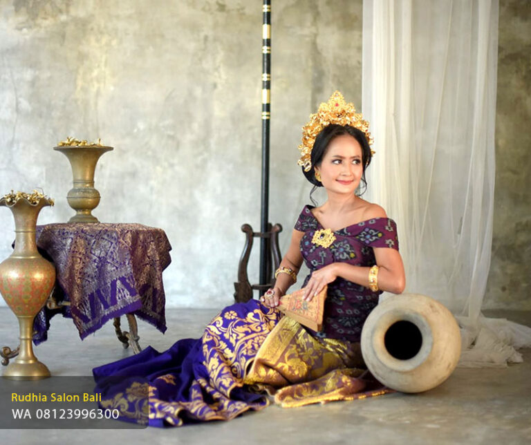Foto Personal Adat Bali Denpasar | Studio Foto Adat Bali – Rudhia Salon