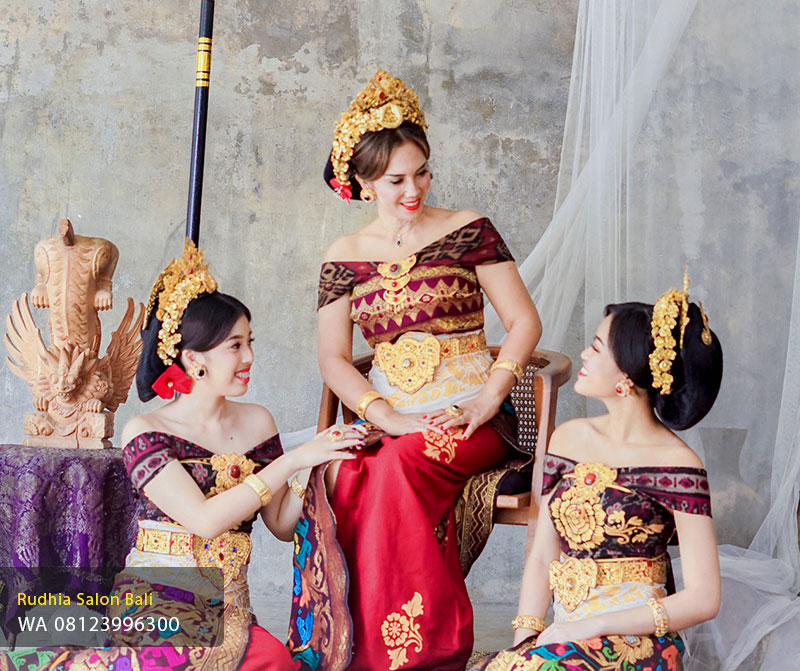 Paket Foto Adat Bali Denpasar | Studio Foto Adat Bali – Rudhia Salon