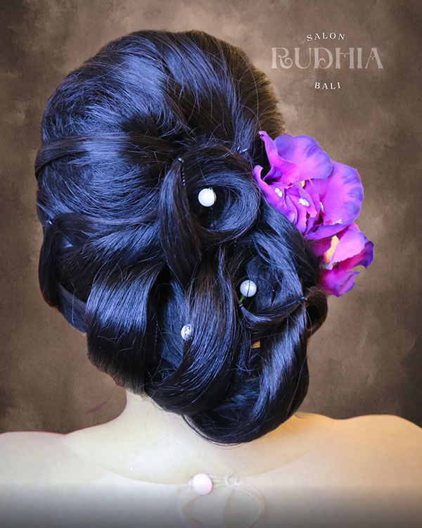 makeup wisuda bali