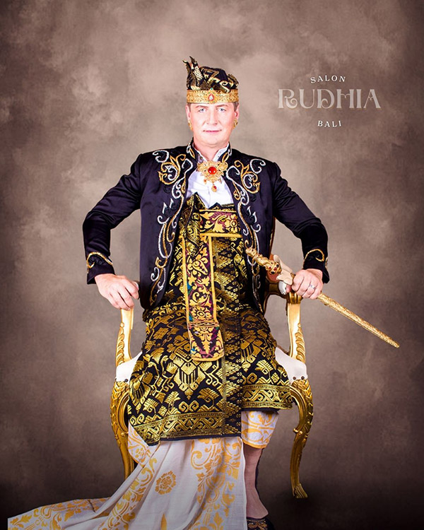 Paket Foto Adat Bali Denpasar | Studio Foto Adat Bali – Rudhia Salon